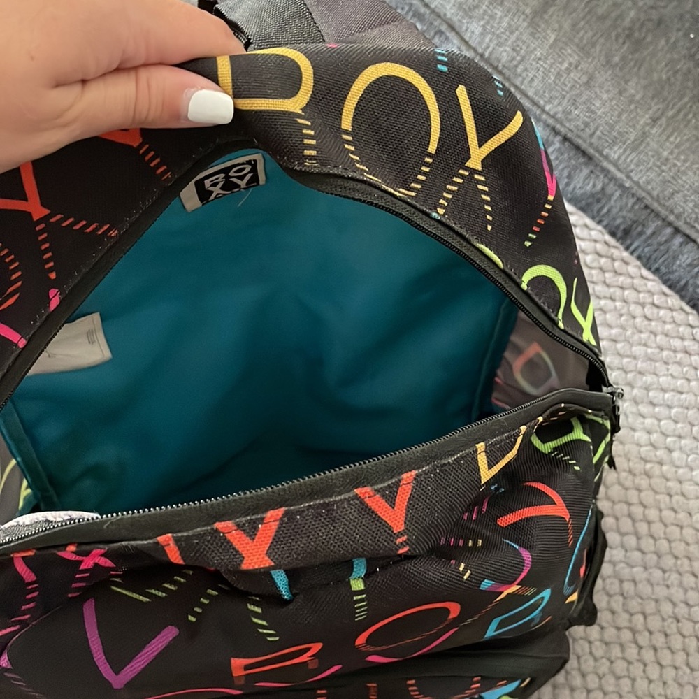 Full size Womens Roxy Backpack! - Picture 4 of 4
